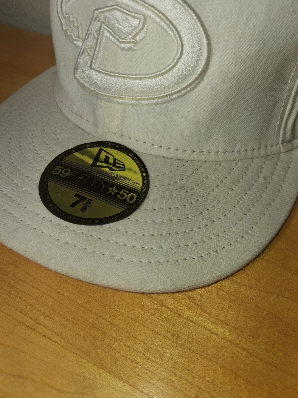 New Era White Snapback Hat - Classic Team Logo
